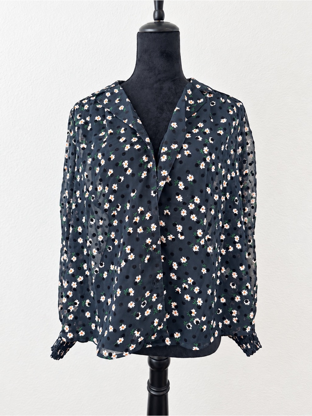 Topshop Flocked Daisy Floral Sheer Blouse Women’s US 8 Black Polka Dot NWOT
